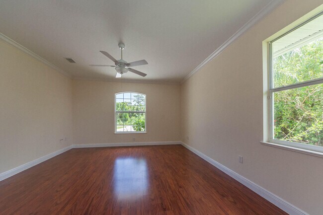 Building Photo - 1578 Eagles Cir