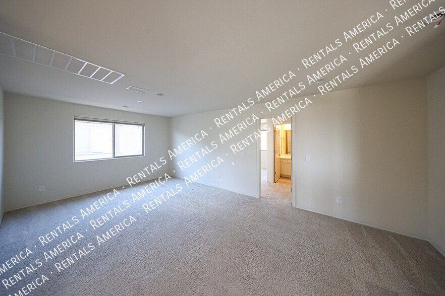 Building Photo - 8909 W Missouri Ave