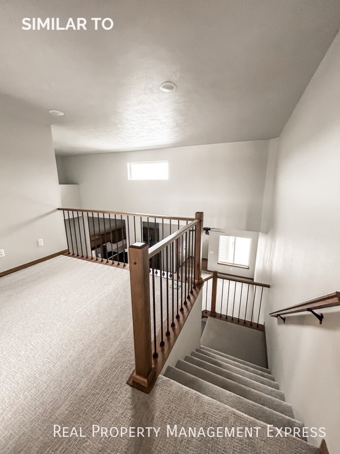 Building Photo - 5501 S Huntwood Ave