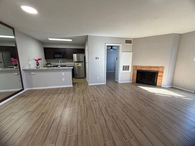 Building Photo - 10001 Westpark Dr