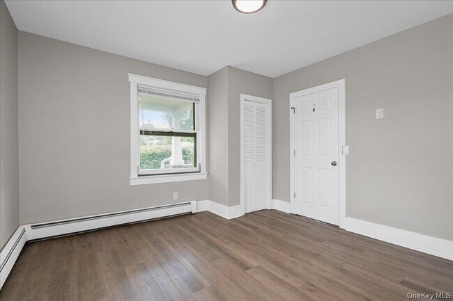 Building Photo - 453 NY-17M