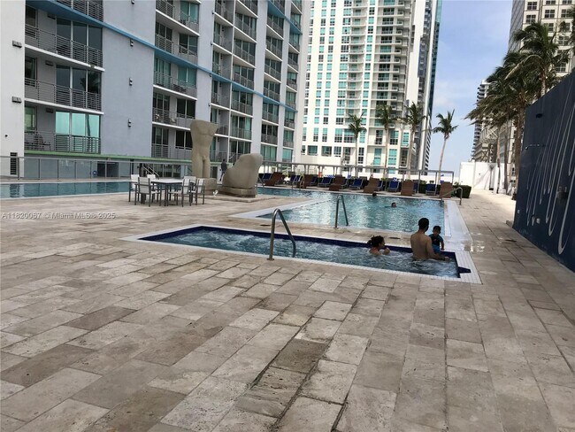 Building Photo - 335 S Biscayne Blvd