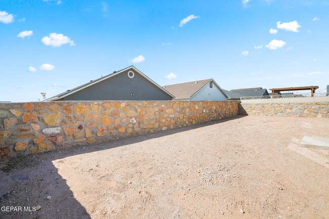 Building Photo - 13932 Sky Harbor Ave