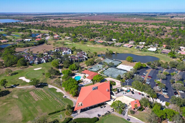 Building Photo - 3000 Conifer Dr