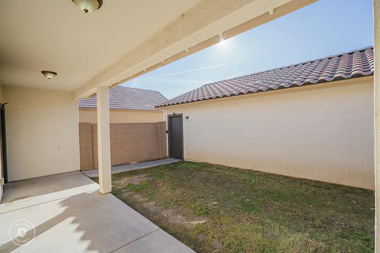 Building Photo - 8971 W Northview Ave