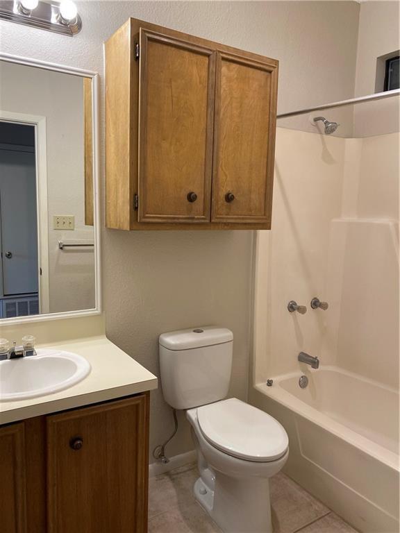Building Photo - 7107 Silver Dale Dr
