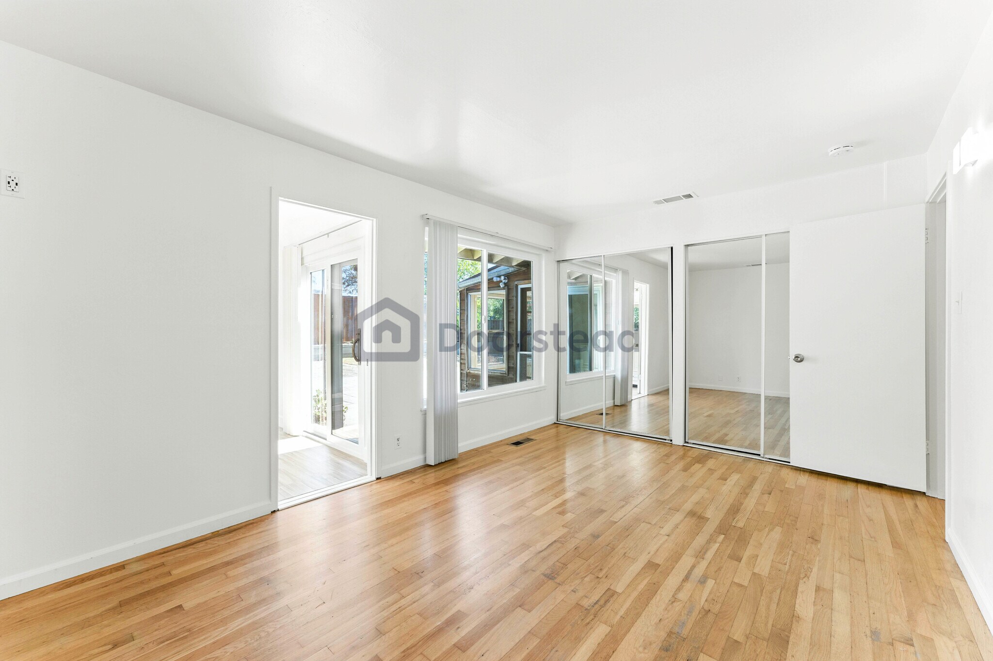 Building Photo - 4533 Utah Dr