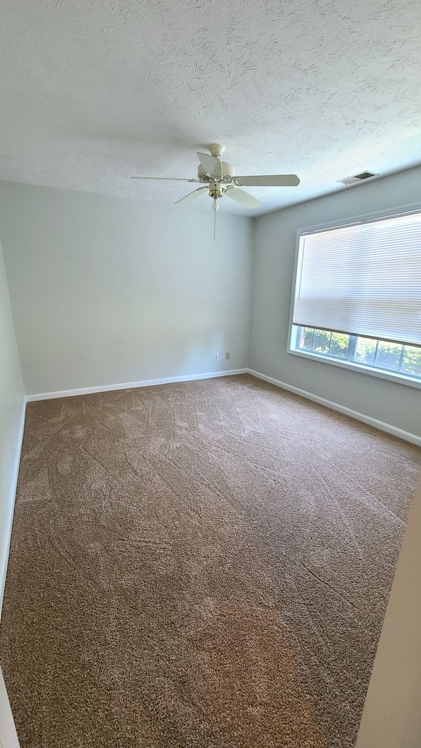 Building Photo - 1st floor condo