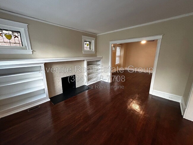 Building Photo - 6026 Pershing Ave