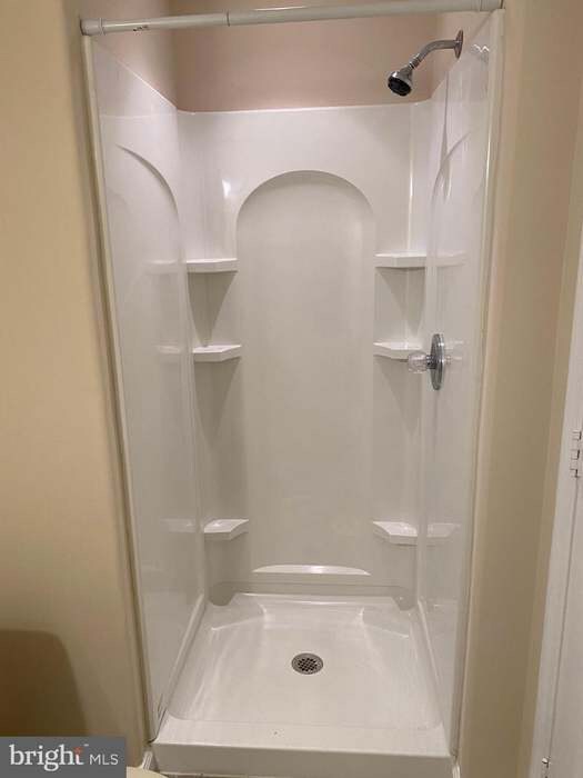 Building Photo - 106 Healy Ct