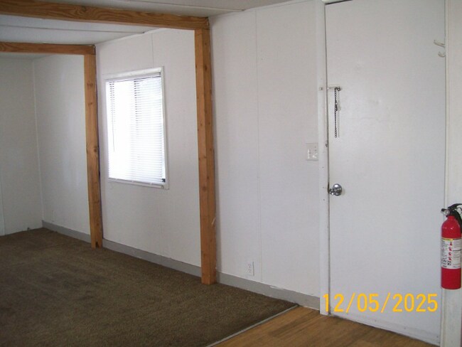 Building Photo - 3098 Springhill Rd