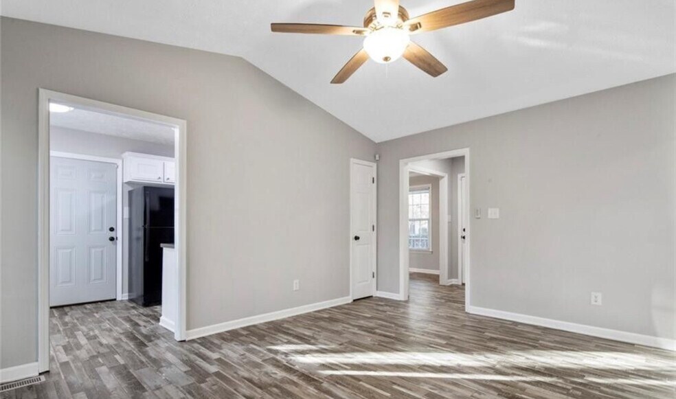 Building Photo - 9400 Gooden Dr