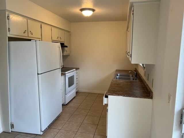 Building Photo - 1416 W Persimmon St