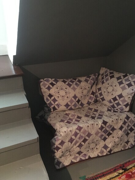 Building Photo - 935 10th St