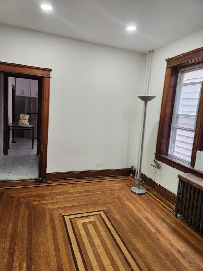Building Photo - 656 Palisade Ave