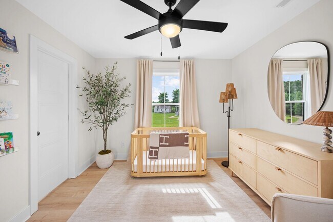 Building Photo - Modern 3 Bed on Nearly an Acre