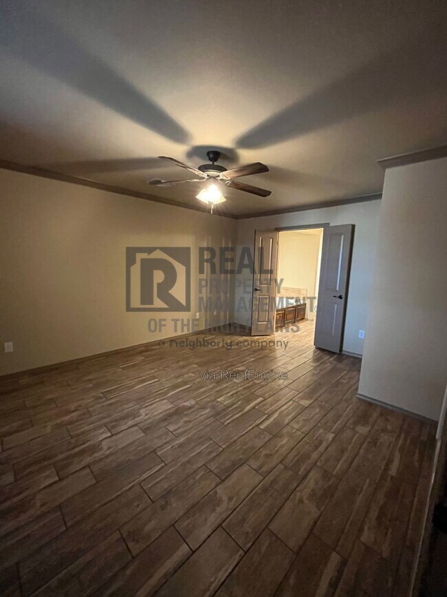 Building Photo - 4513 Katharina Ct
