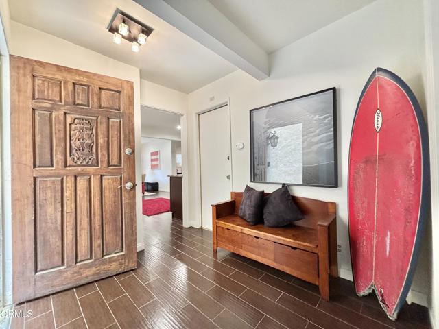 Building Photo - 113 Los Robles St