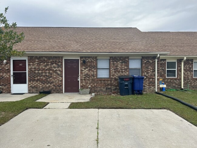 Primary Photo - 147 Marlene Dr