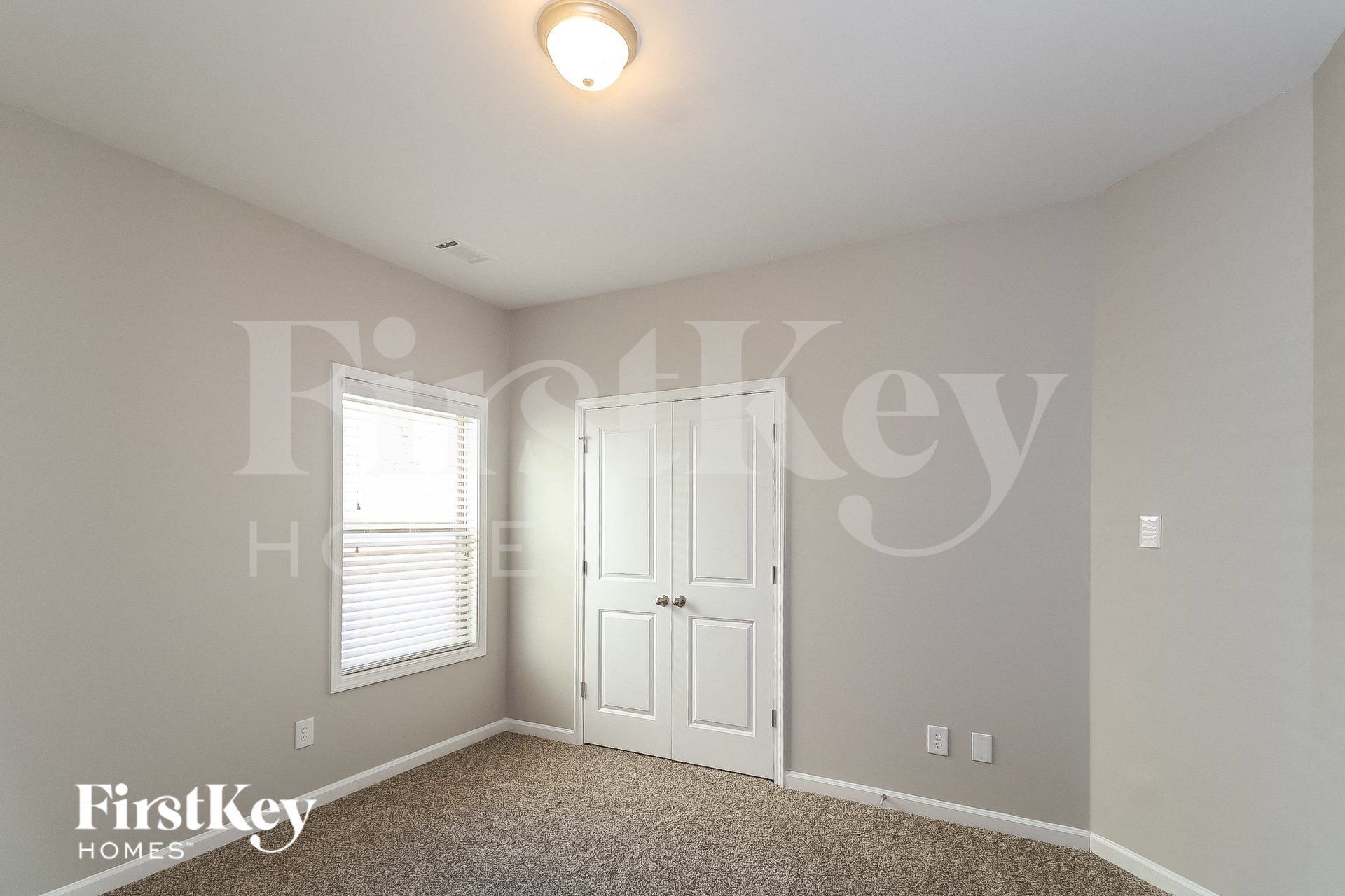 Building Photo - 4930 Whisper Creek Ct