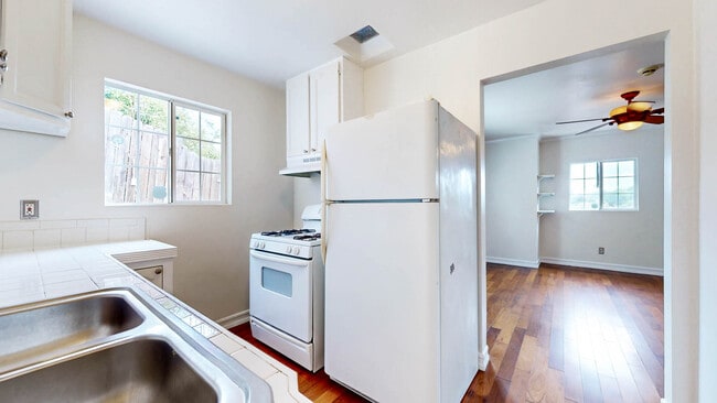 Building Photo - 2850 Chadwick Cir