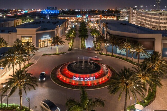 Building Photo - 2306 N 28th Ave