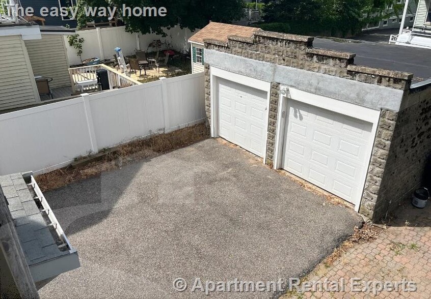 Building Photo - 16 Edward Sullivan Rd