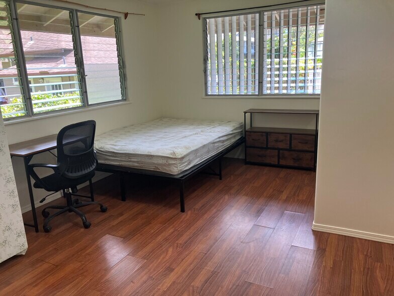 Building Photo - 3246 Kaohinani Dr