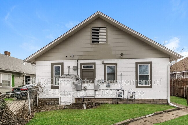 Building Photo - 2143 NW 29th St