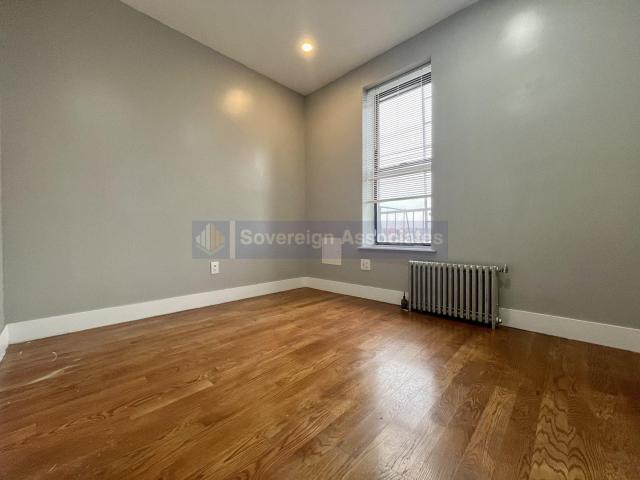 Building Photo - 3 bedroom in New York NY 10033