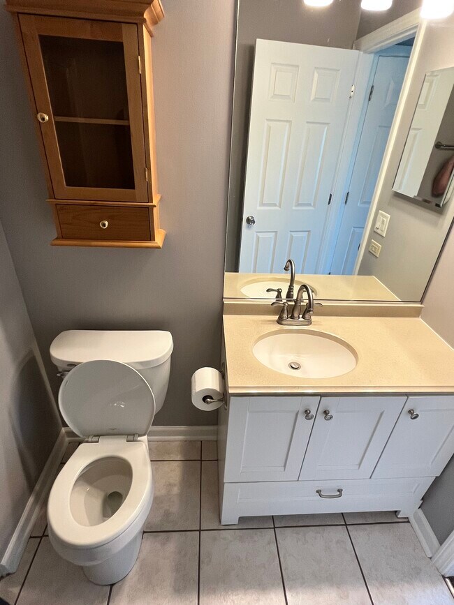 Building Photo - 346 Wilmington Dr