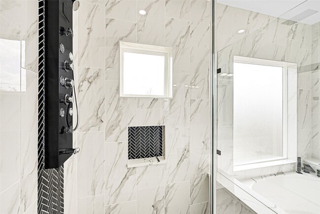 Building Photo - 13108 Donegal Way