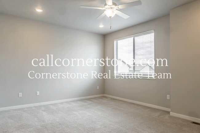 Building Photo - 5415 Necker Heights