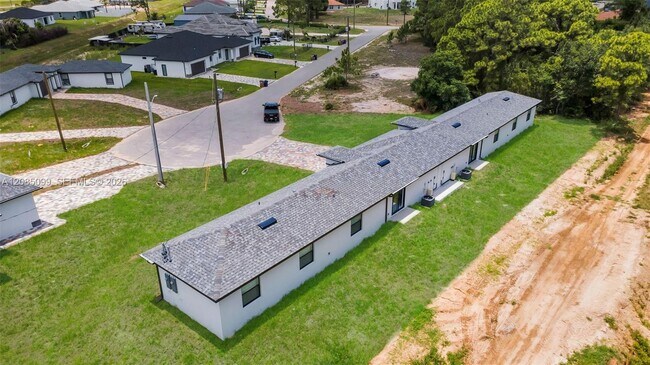 Building Photo - 4986 Fairway Ct