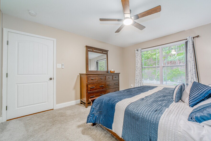 Building Photo - 7809 Elkton Ln