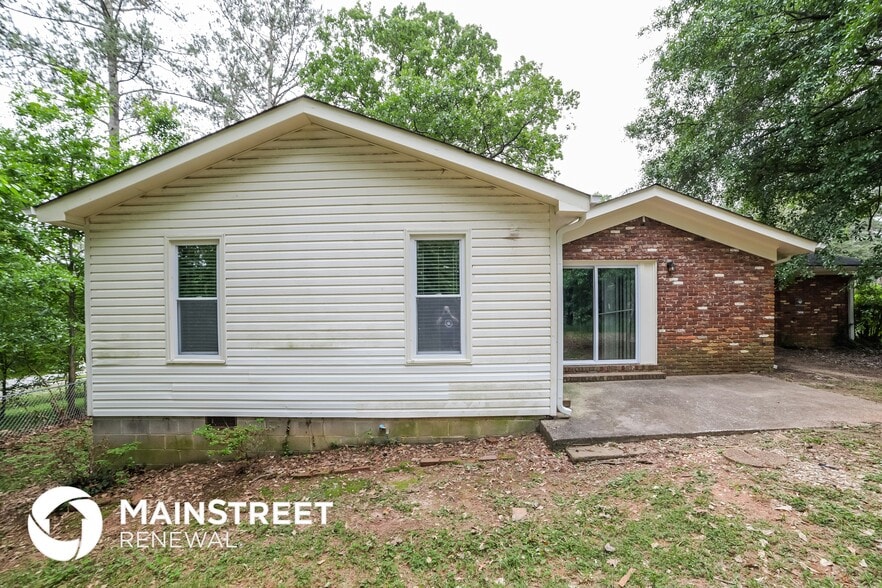 Building Photo - 2177 Toccoa Dr