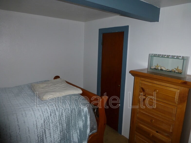 Building Photo - 2425 S Humboldt St