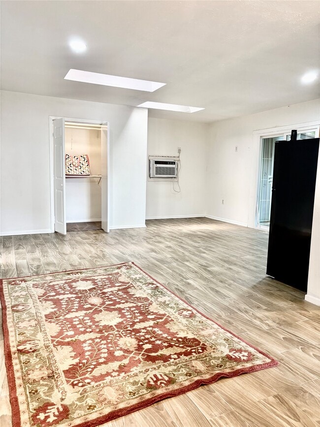 Building Photo - 1407 Nevada St