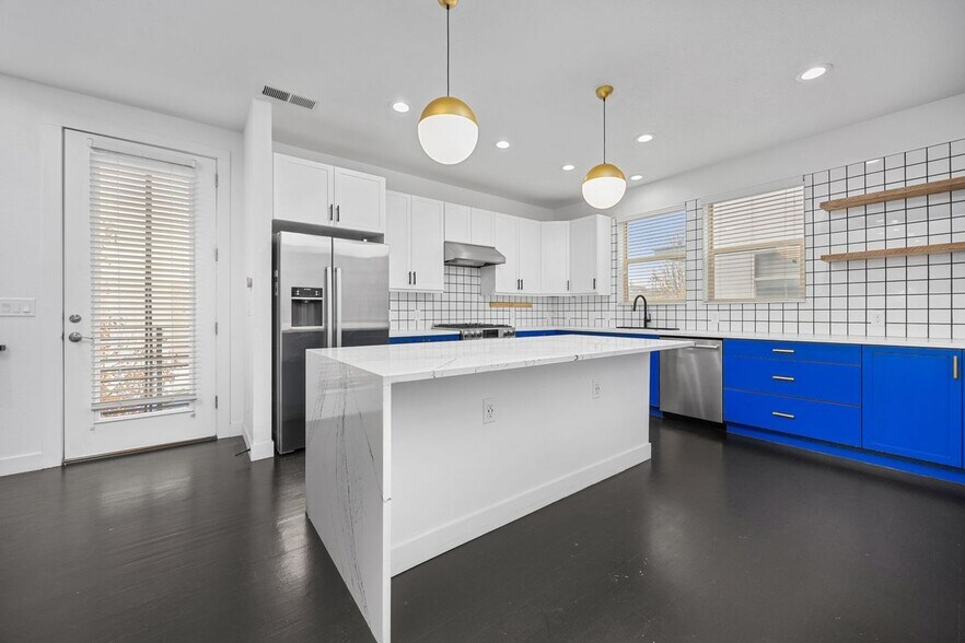 Building Photo - 1317 Jackson St