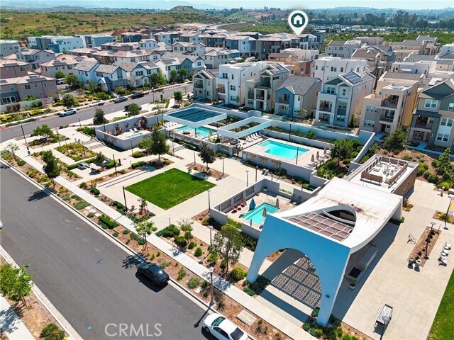 Building Photo - 158 Restore