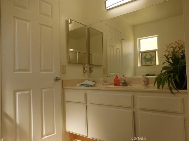 Building Photo - 27456 Alta Vista Way