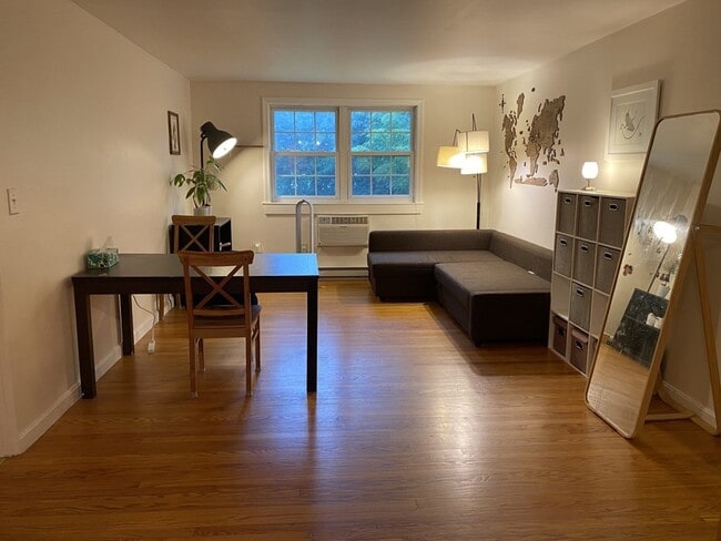 Building Photo - 1 Colonial Village Dr