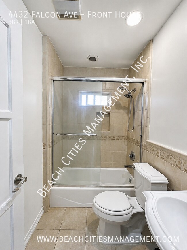 Building Photo - 4432 Falcon Ave