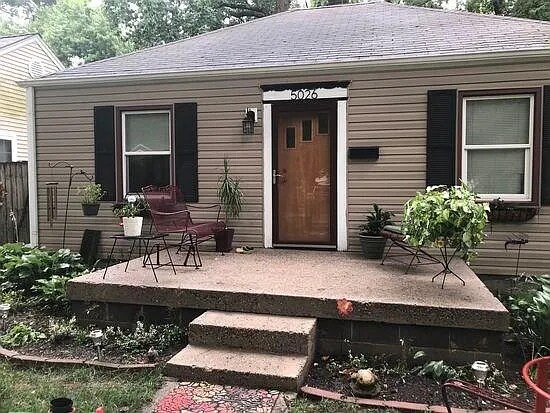 Building Photo - 5026 Rosslyn Ave