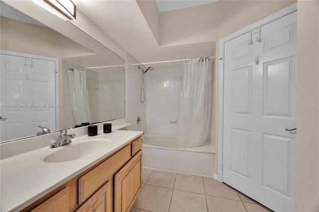 Building Photo - 1280 S Alhambra Cir