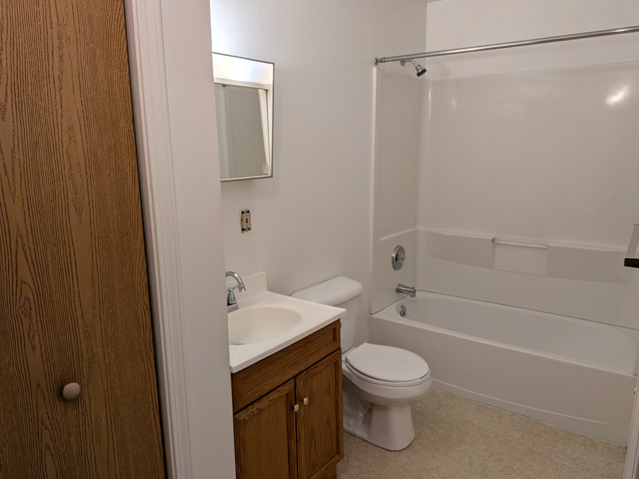 Building Photo - 123 S Union St