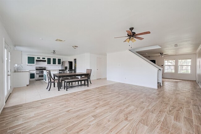 Building Photo - 508 Birch Cluster Ct