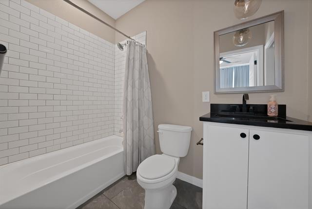 Building Photo - 4633 Calmont Ave