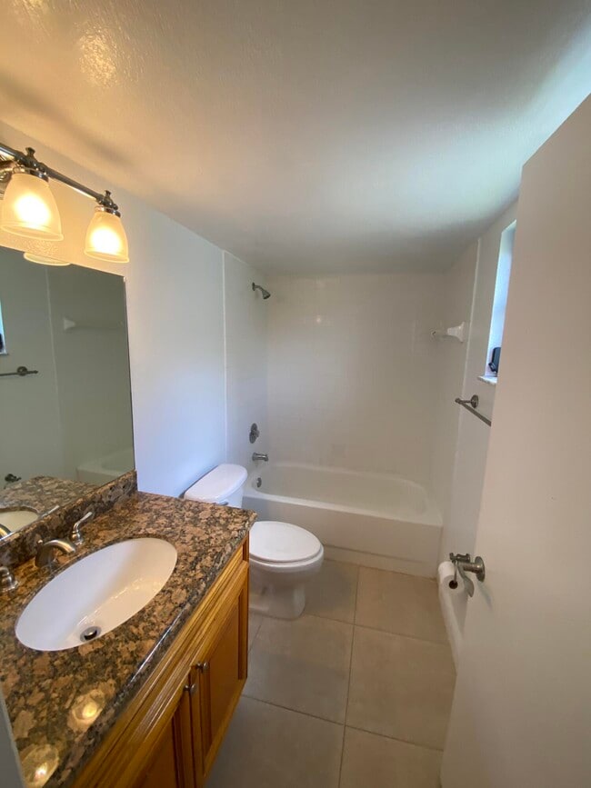 Building Photo - 1540 Windorah Way