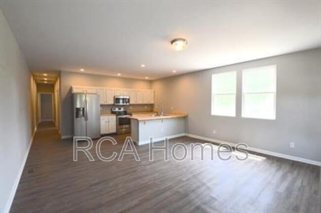 Building Photo - 3501 N Illinois St